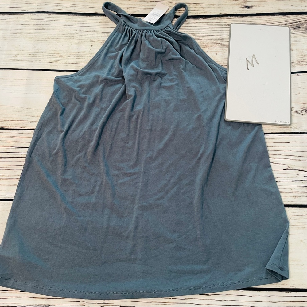 NWT Blue/gray Halter Top. Cute back.